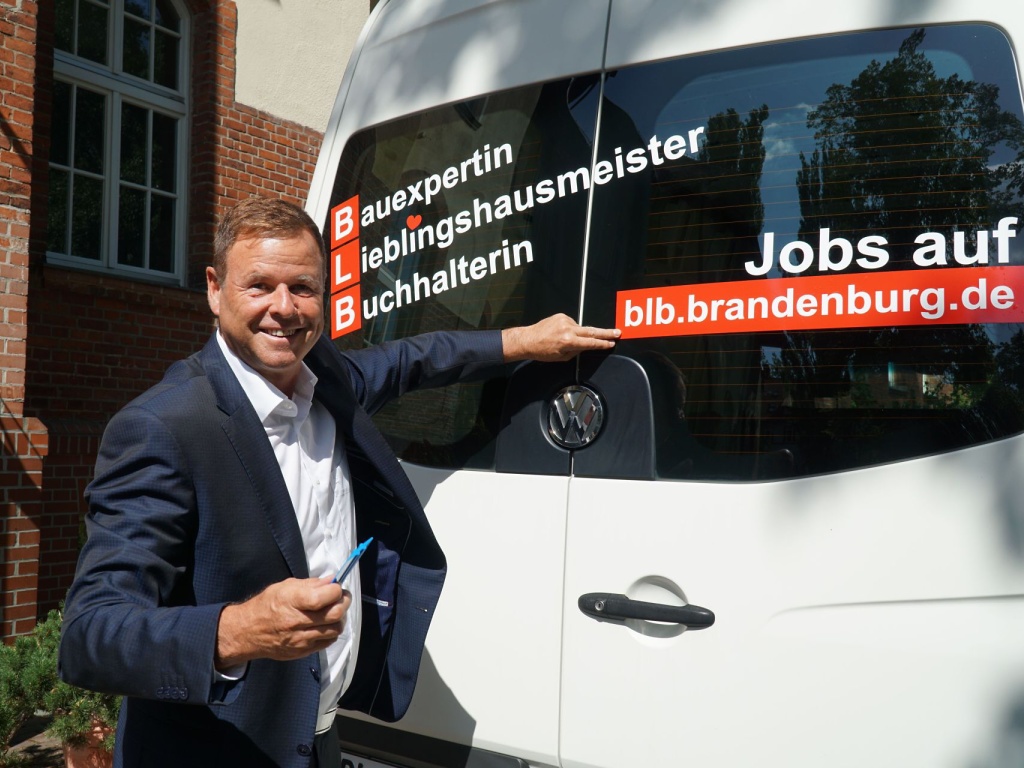 Finanzminister Christian Görke startet BLB-Joboffensive