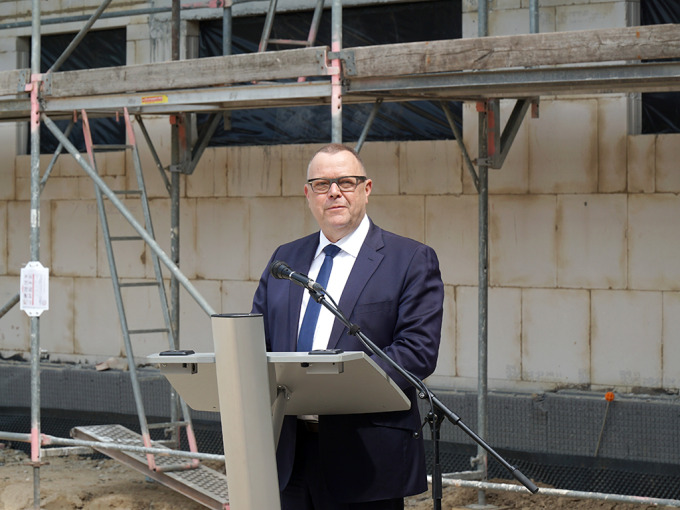 Richtfest für das neue Gebäude der Polizeiinspektion am Flughafen Berlin Brandenburg