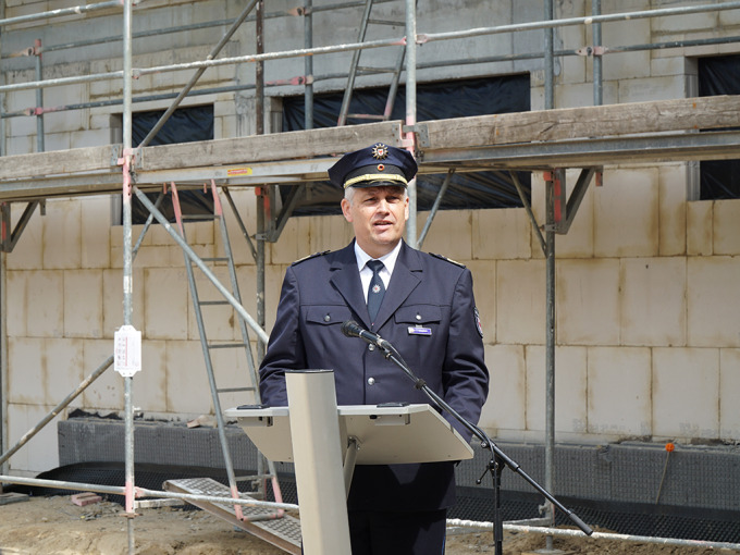 Richtfest für das neue Gebäude der Polizeiinspektion am Flughafen Berlin Brandenburg